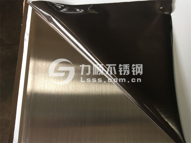 表面拉丝不锈钢板